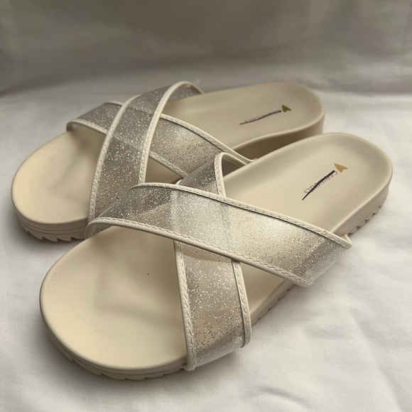 J Crew Girls' cross-strap pool slides - Picture 3 of 7
